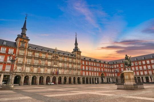 Apartment Lovely Near Gran Via Madrid